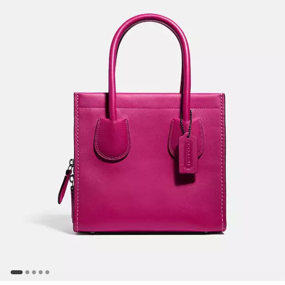 COACH CASHIN CARRY 22 LIMITED EDITION CERISE